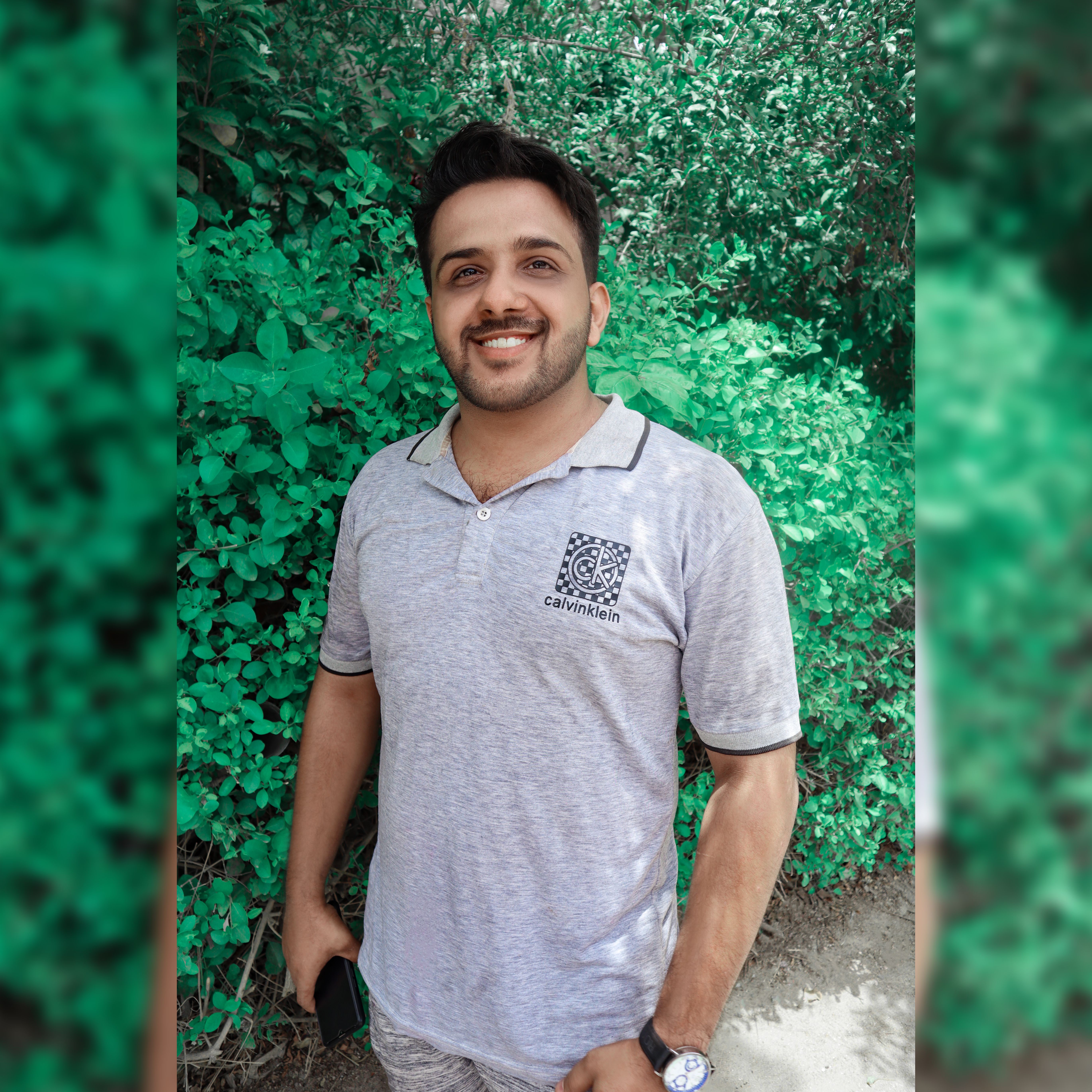 Muhammad Zain, UI UX Designer Ali g Essential